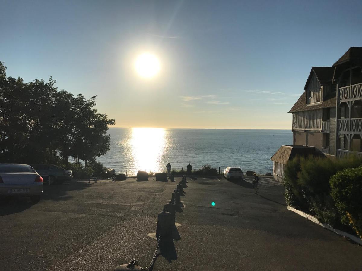 Cote Plage - Magnifique Appartement De Charme A Trouville Sur Mer - Linge - Lit Fait - Parking - Wifi - Classe Par L'Office Du Tourisme 외부 사진